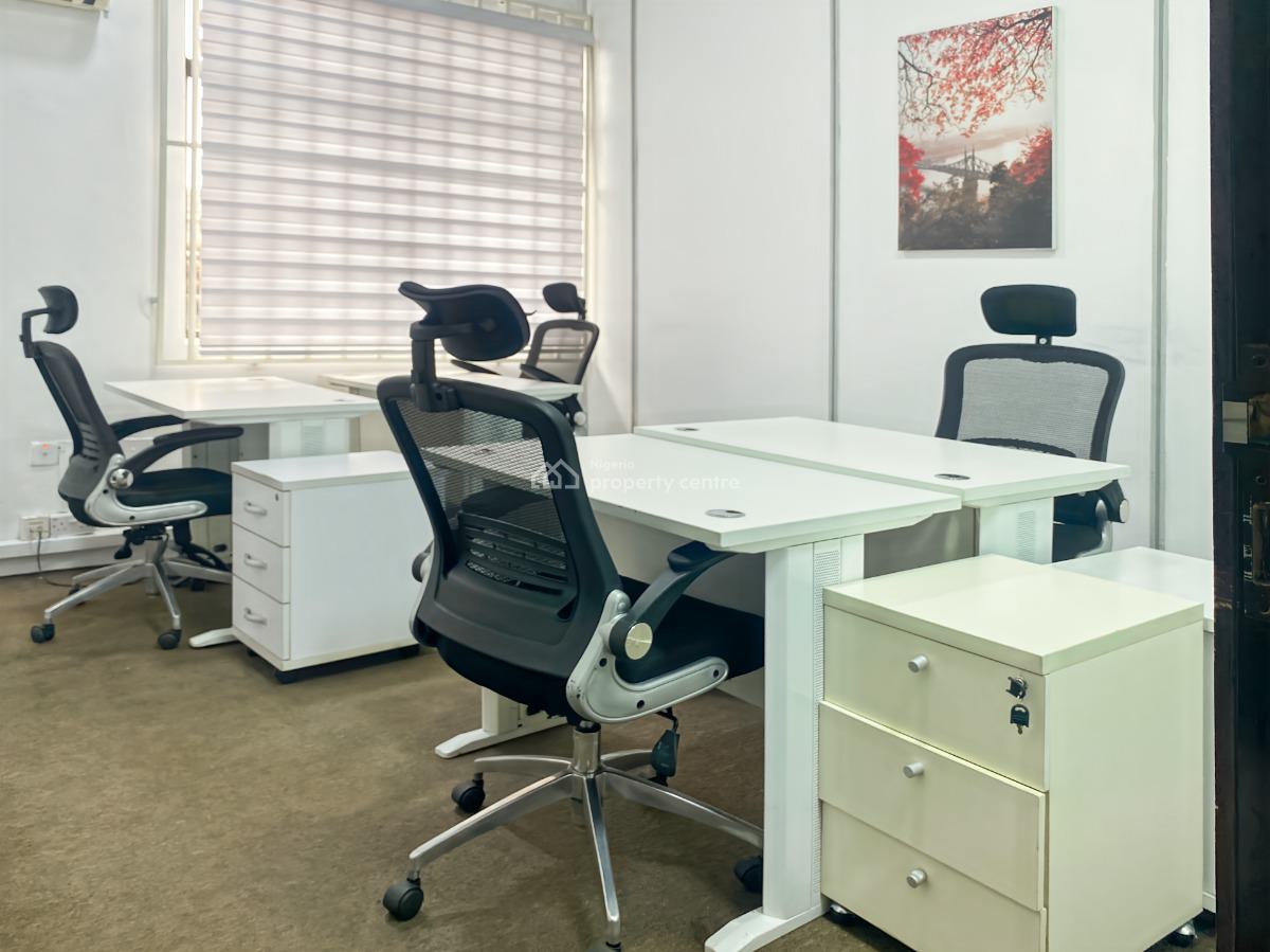 Open Plan Office Space for 15 Persons in Regus Trans Amadi, 129-132 Old Michelin Compound Trans Amadi Ind. Layout, Port Harcourt, Rivers, Office Space for Rent