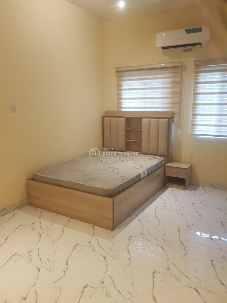 Service 3bedroom Flat, Gra Ikeja Lagos, Ikeja, Lagos, Flat / Apartment for Rent