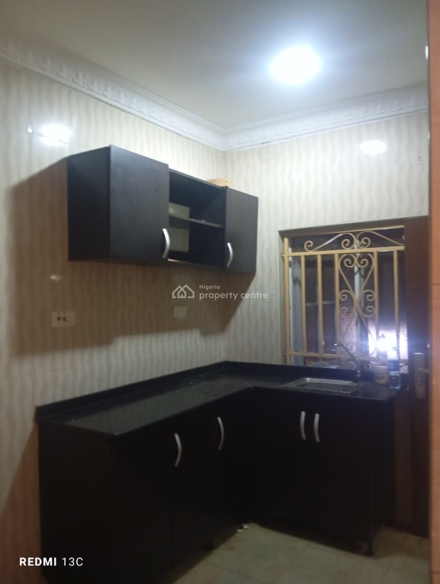 a Very Spacious Cute 2bedroom, News Engineering Tared Road Estate Dawaki Abuja, Dawaki, Gwarinpa, Abuja, Flat / Apartment for Rent
