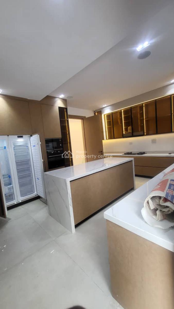 5 Bedrooms Fully Detached Duplex with a Bq in Lekki Phase 1, Lekki Phase 1, Lekki, Lagos, Detached Duplex for Sale