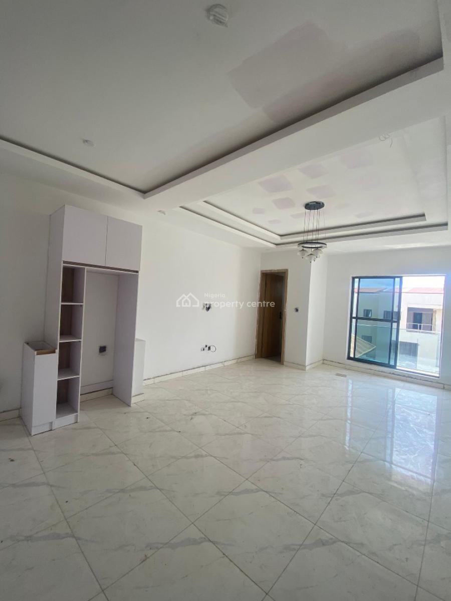 Newly Built 2 Bedroom Apartment with Elevator & Gym, Ikate, Lekki, Lagos, Block of Flats for Sale