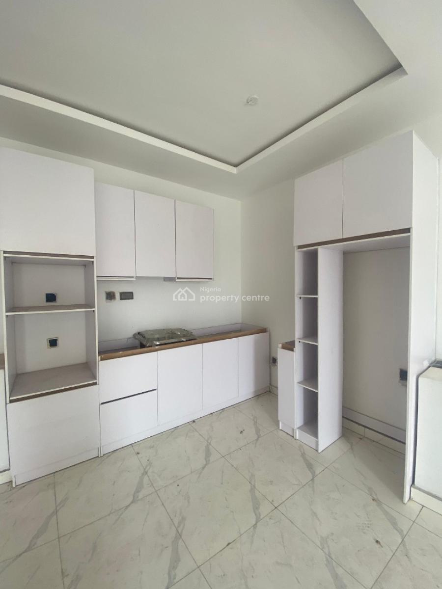 Newly Built 2 Bedroom Apartment with Elevator & Gym, Ikate, Lekki, Lagos, Block of Flats for Sale