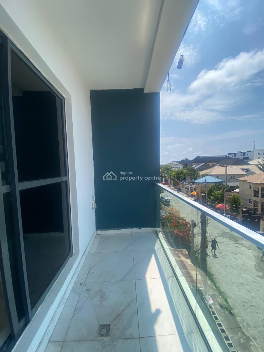 Newly Built 2 Bedroom Apartment with Elevator & Gym, Ikate, Lekki, Lagos, Block of Flats for Sale