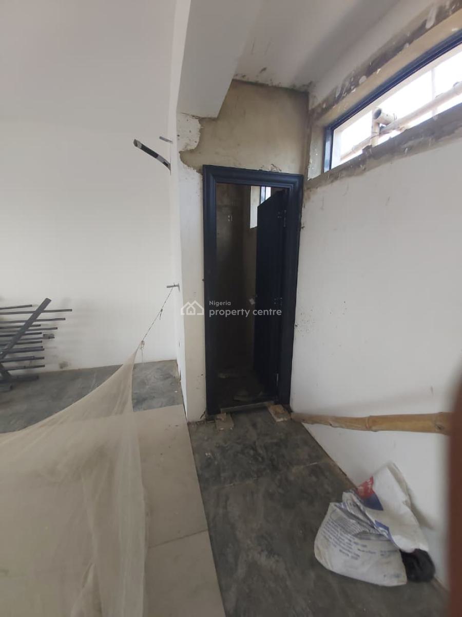 Spacious Shop in a Complex, Ogombo Road Abraham Adesanya, Sangotedo, Ajah, Lagos, Shop for Rent