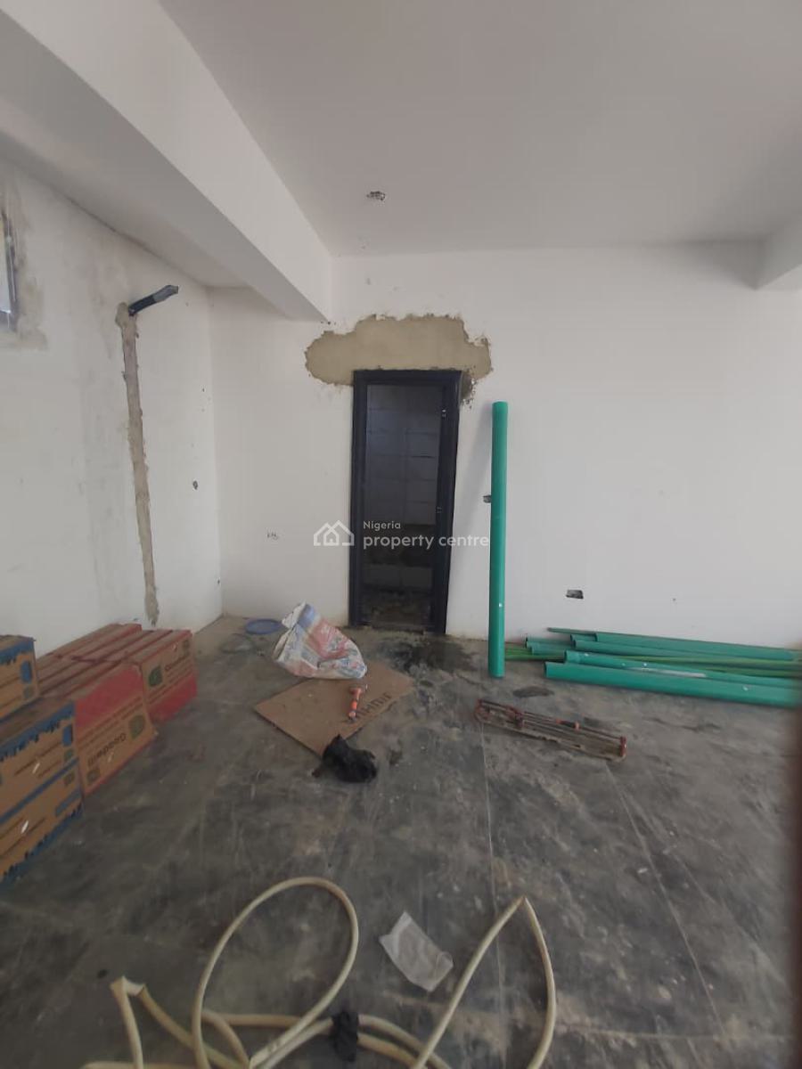 Spacious Shop in a Complex, Ogombo Road Abraham Adesanya, Sangotedo, Ajah, Lagos, Shop for Rent