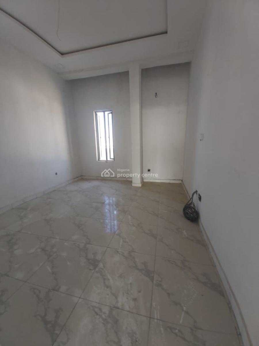 Spacious Plaza, Ogombo Road Abraham Adesanya, Sangotedo, Ajah, Lagos, Plaza / Complex / Mall for Rent