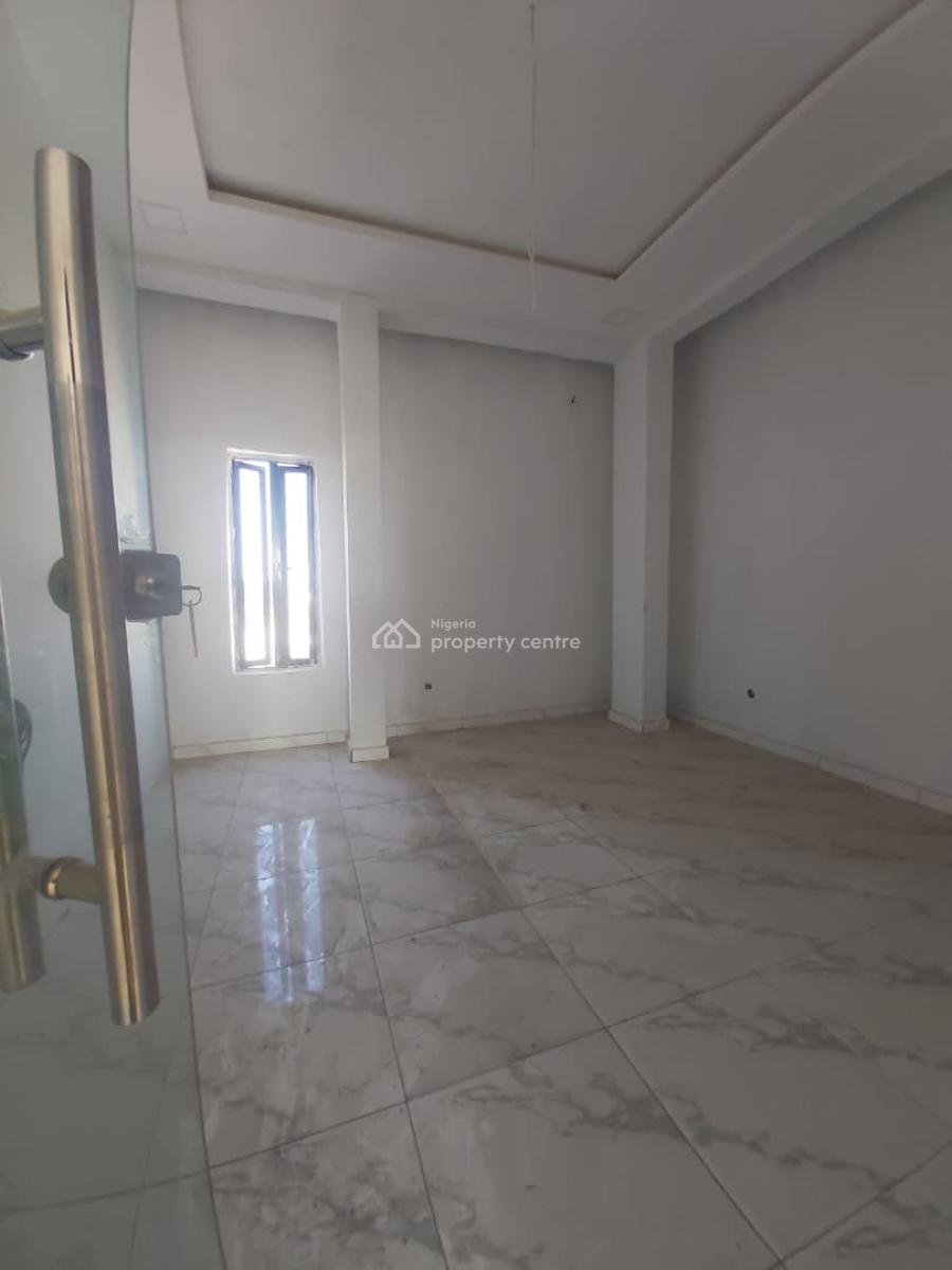 Spacious Plaza, Ogombo Road Abraham Adesanya, Sangotedo, Ajah, Lagos, Plaza / Complex / Mall for Rent