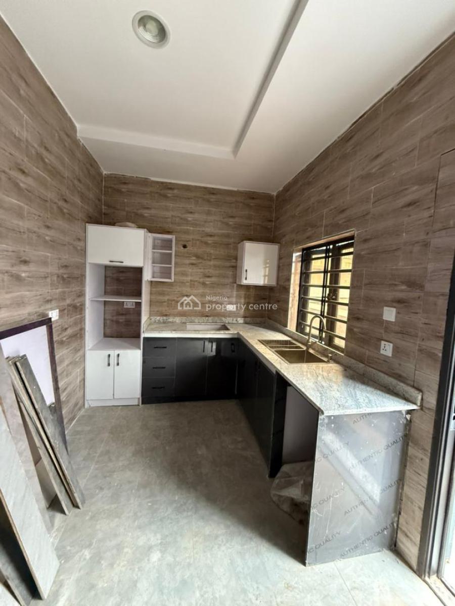 4 Bedroom Semi Detached Duplex, Gra Phase 1, Magodo, Lagos, Semi-detached Duplex for Sale