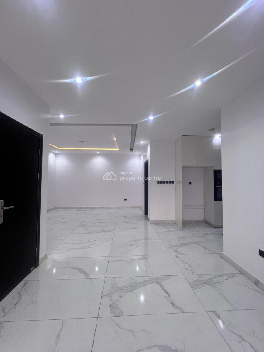 2 Bedroom Apartment, Lekki Phase 1, Lekki, Lagos, Flat / Apartment for Sale