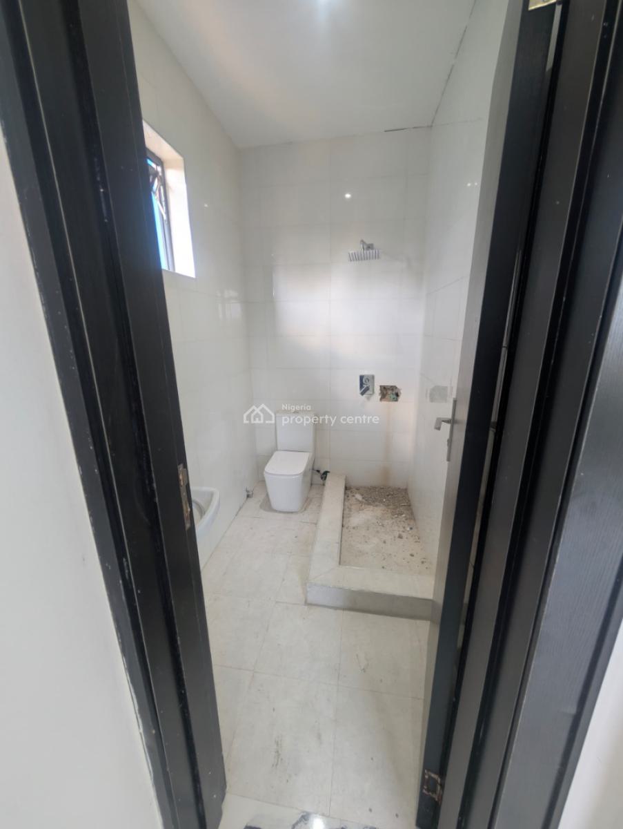 Luxury Spacious 3 Bedroom Maisonette Apartment with One Room Bq., Old Ikoyi, Ikoyi, Lagos, Flat / Apartment for Rent