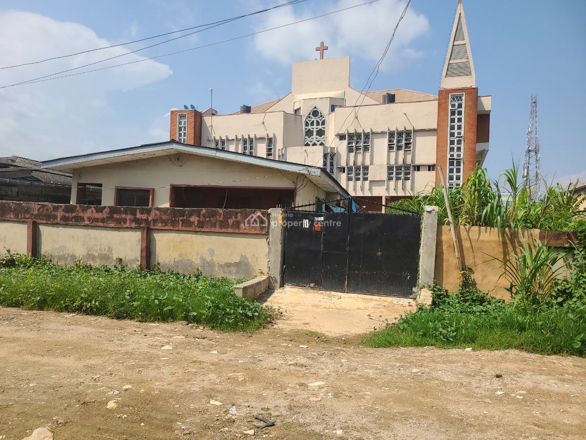 a Plot of Land with Bungalow, Bicketheth Estate, Onike, Yaba, Lagos, Residential Land for Sale