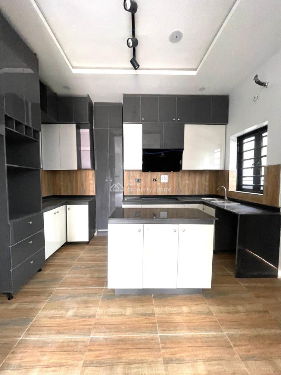 4 Bedrooms Semi Detached Duplex with Bq, Ikota, Lekki, Lagos, Semi-detached Duplex for Sale