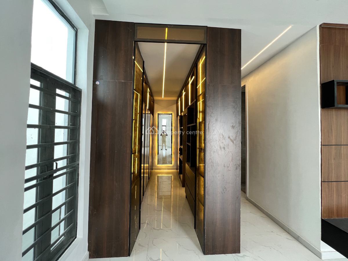 5bedroom Detached Home with Swimming Pool, 2nd Tollgate, Lekki, Lagos, Detached Duplex for Sale