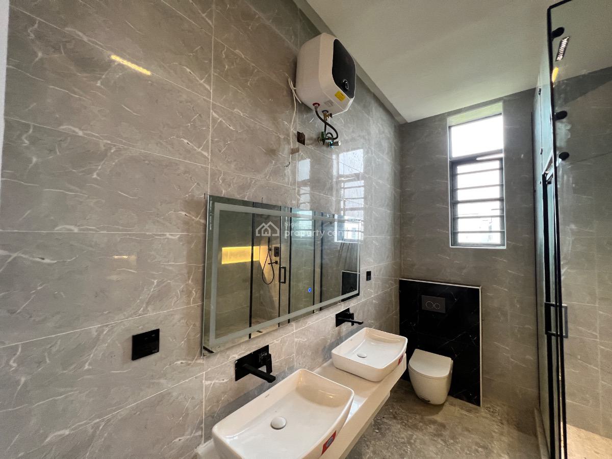 5bedroom Detached Home with Swimming Pool, 2nd Tollgate, Lekki, Lagos, Detached Duplex for Sale