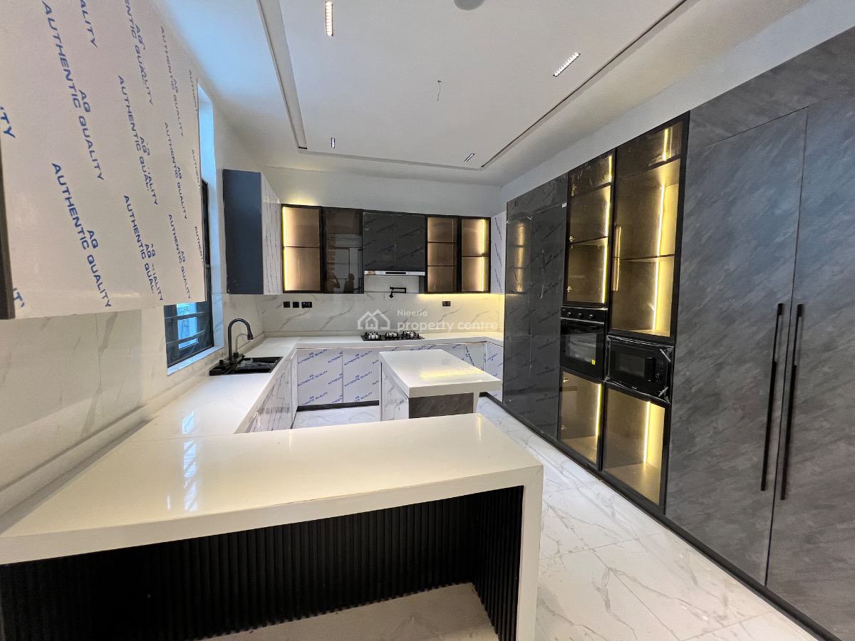 5bedroom Detached Home with Swimming Pool, 2nd Tollgate, Lekki, Lagos, Detached Duplex for Sale