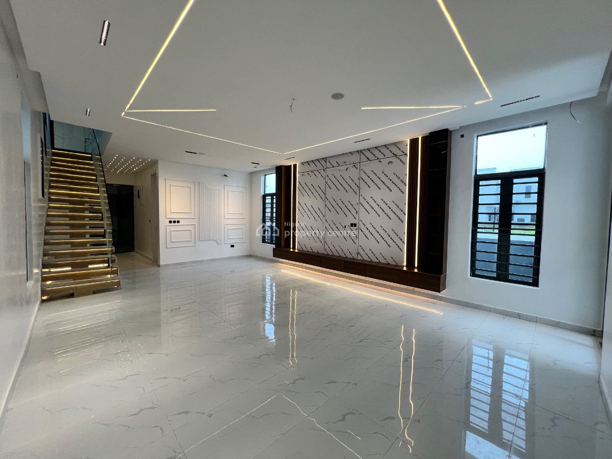 5bedroom Detached Home with Swimming Pool, 2nd Tollgate, Lekki, Lagos, Detached Duplex for Sale