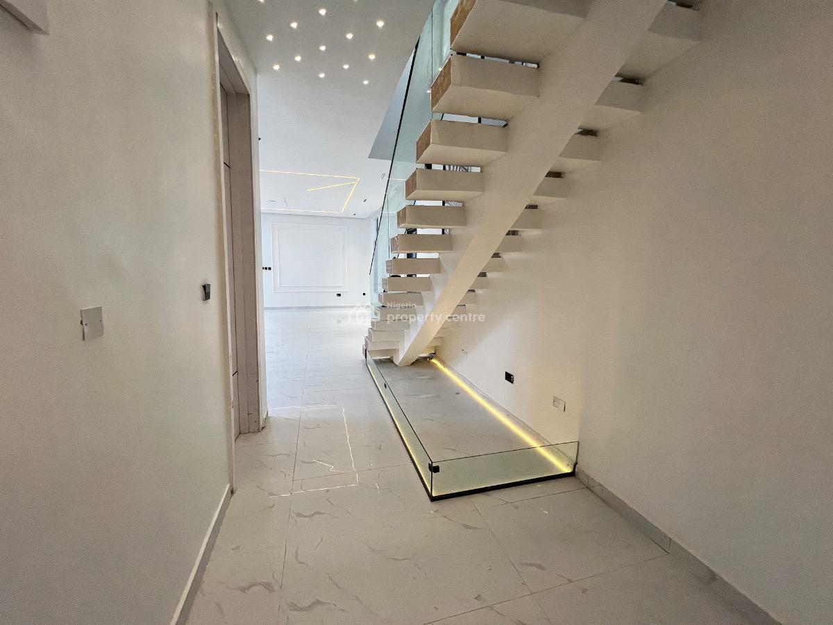 5bedroom Detached Home with Swimming Pool, 2nd Tollgate, Lekki, Lagos, Detached Duplex for Sale
