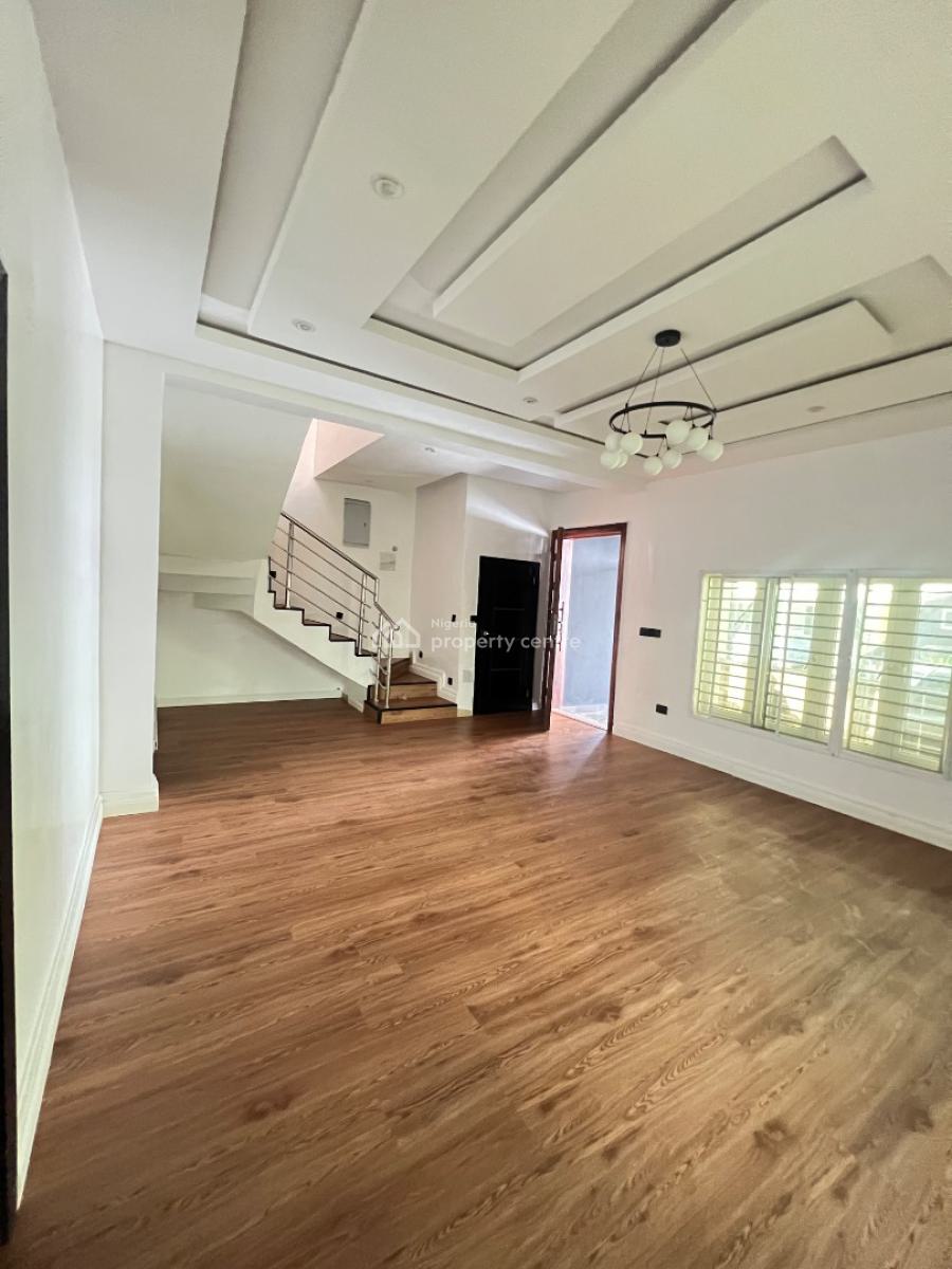 Very Spacious Corner Piece Four Bedroom Terrace Duplex, Lekki Phase 1, Lekki, Lagos, Terraced Duplex for Sale