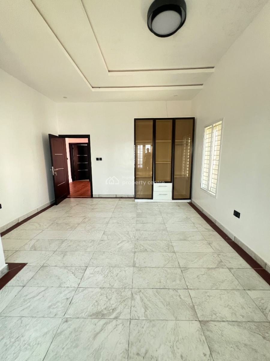 Very Spacious Corner Piece Four Bedroom Terrace Duplex, Lekki Phase 1, Lekki, Lagos, Terraced Duplex for Sale