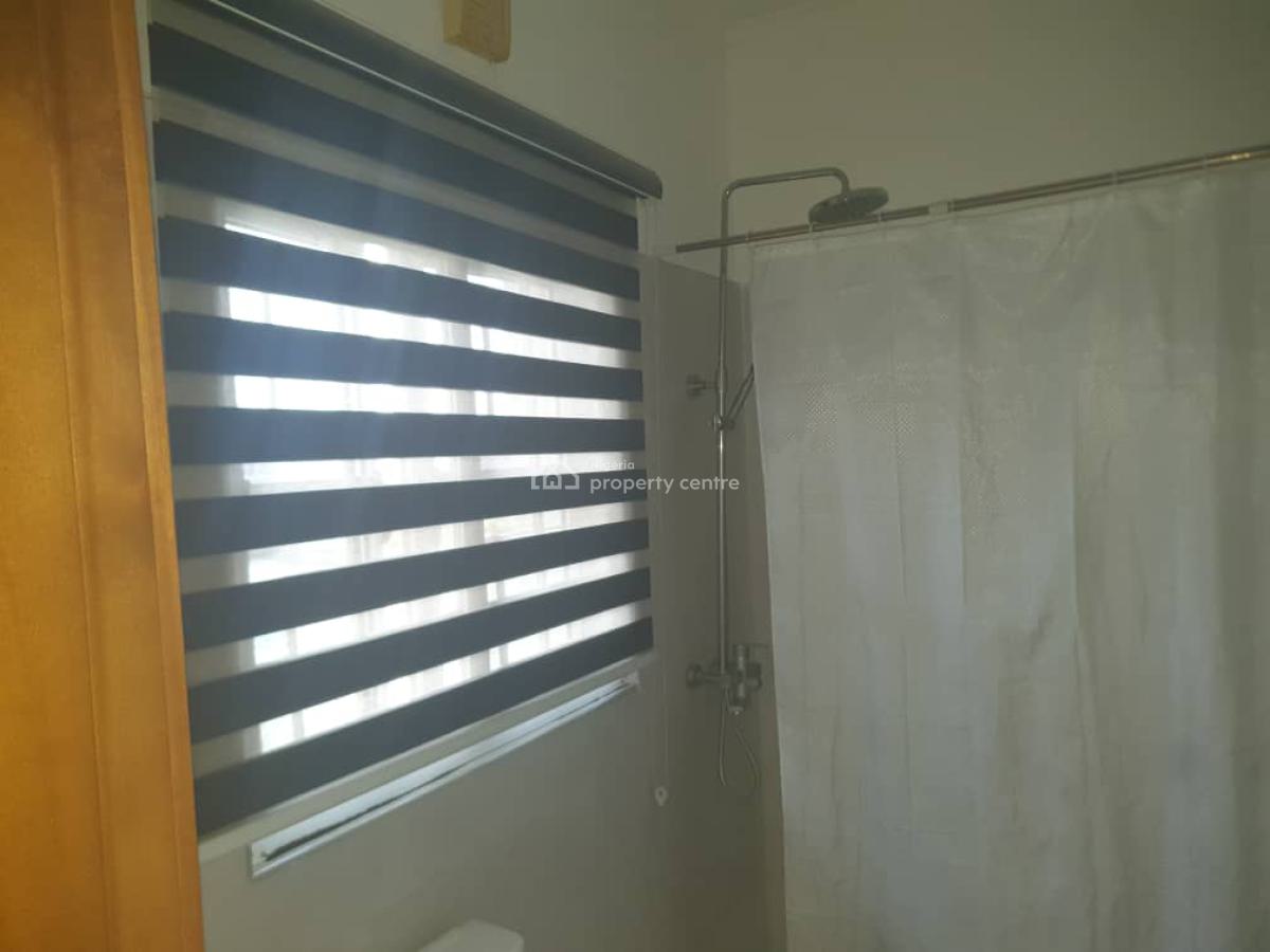 Serviced 2-bedroom Penthouse Apartment, Lekki Phase 1, Lekki, Lagos, Flat / Apartment for Rent