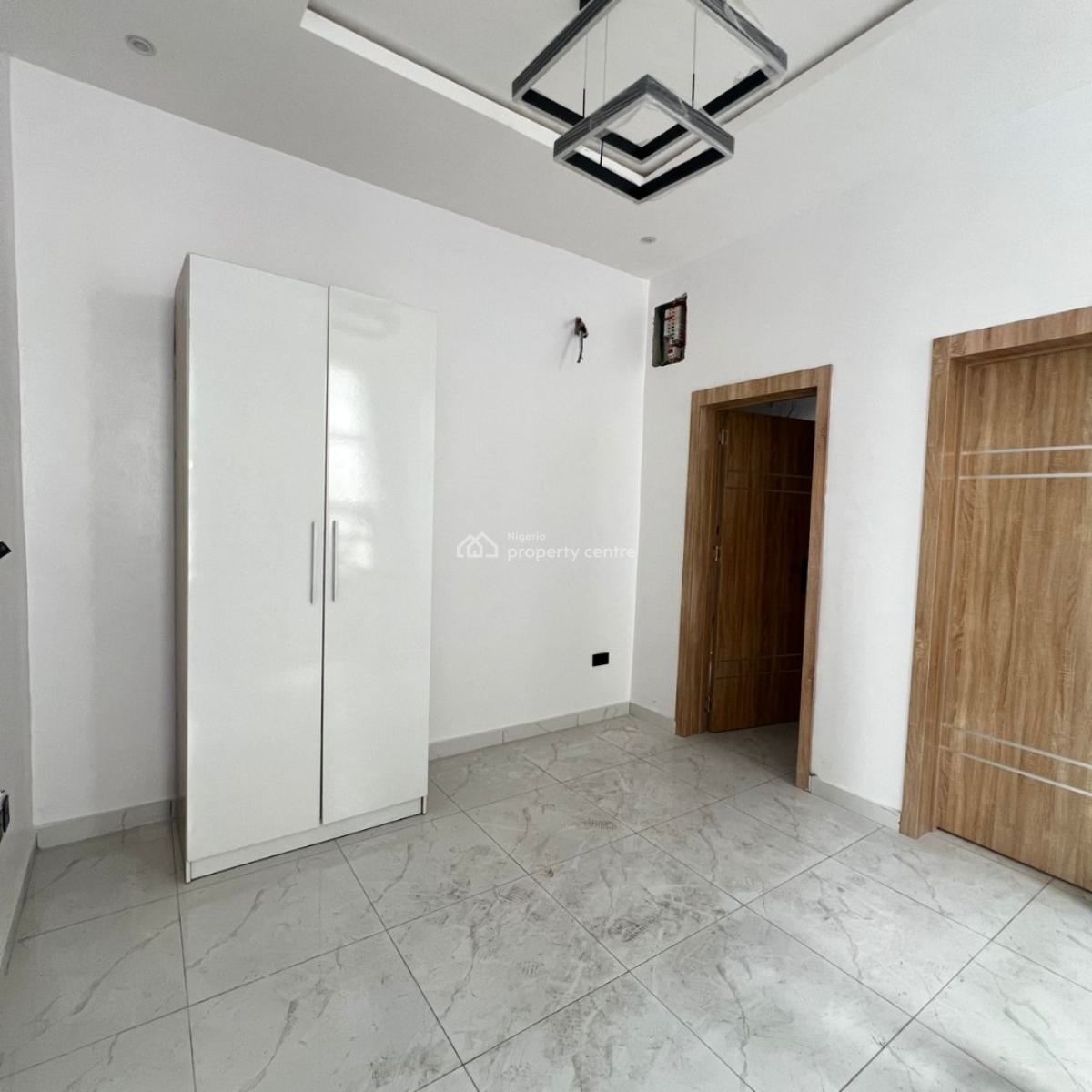 House with Governors Consent & Building Approval, Chevron, Lekki, Lagos, Terraced Duplex for Sale