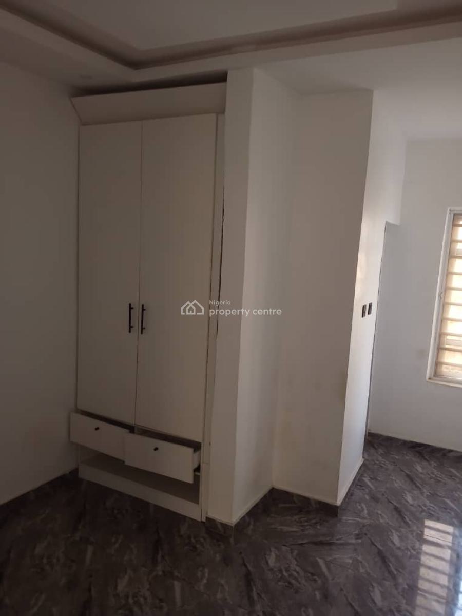 2 Bedroom Apartment, Badore, Ajah, Lagos, Flat / Apartment for Rent