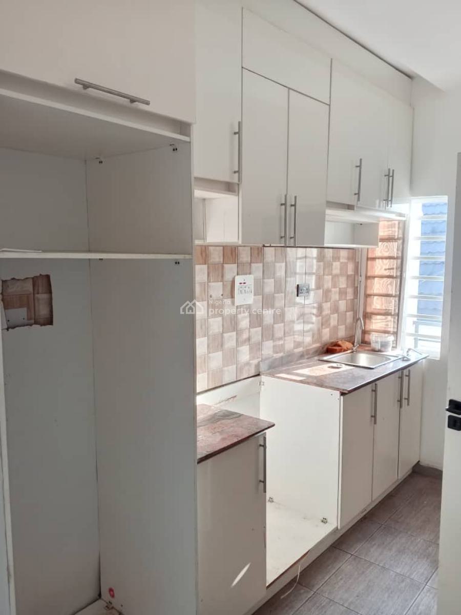 2 Bedroom Apartment, Badore, Ajah, Lagos, Flat / Apartment for Rent