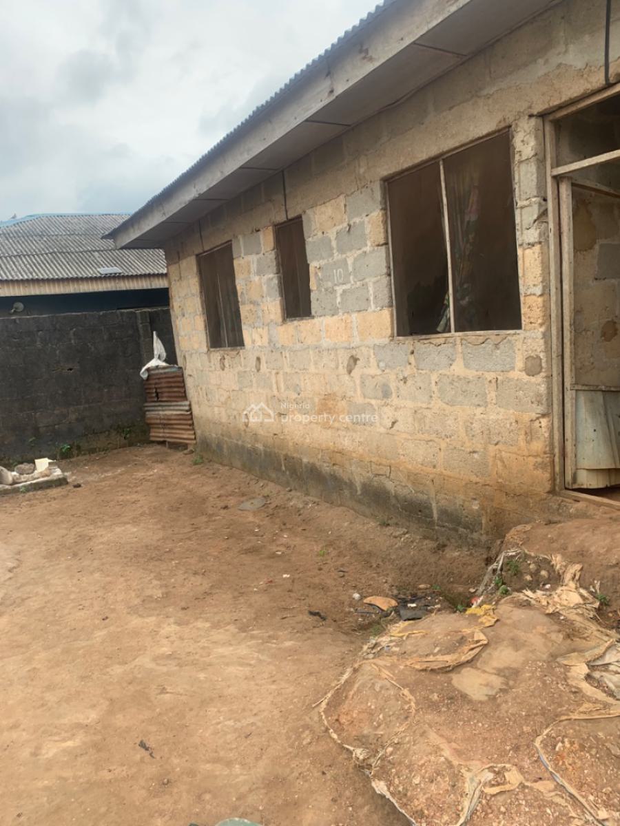 Uncompleted 4 Unit of Mini Flat on Full Plot, Ogedengbe, Gberigbe, Ikorodu, Lagos, Block of Flats for Sale
