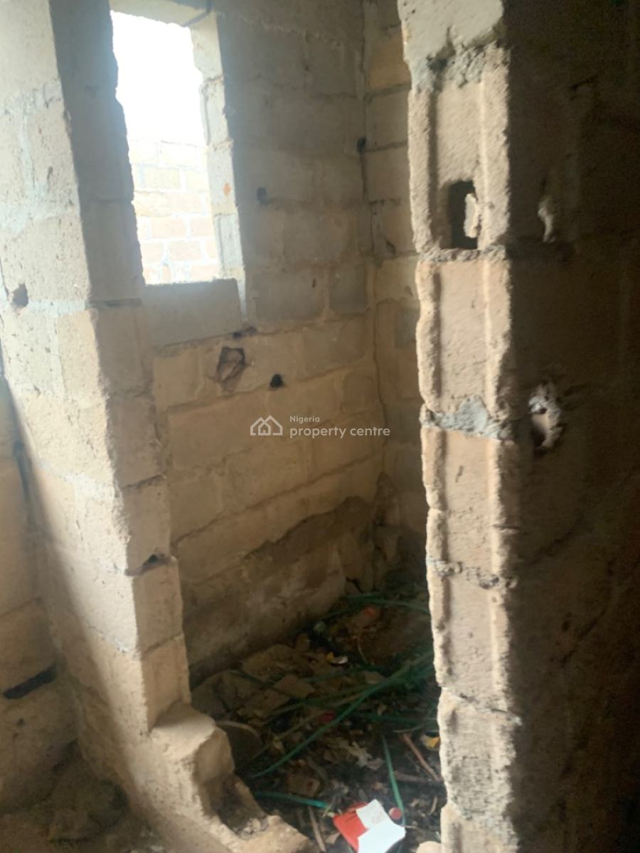 Uncompleted 4 Unit of Mini Flat on Full Plot, Ogedengbe, Gberigbe, Ikorodu, Lagos, Block of Flats for Sale