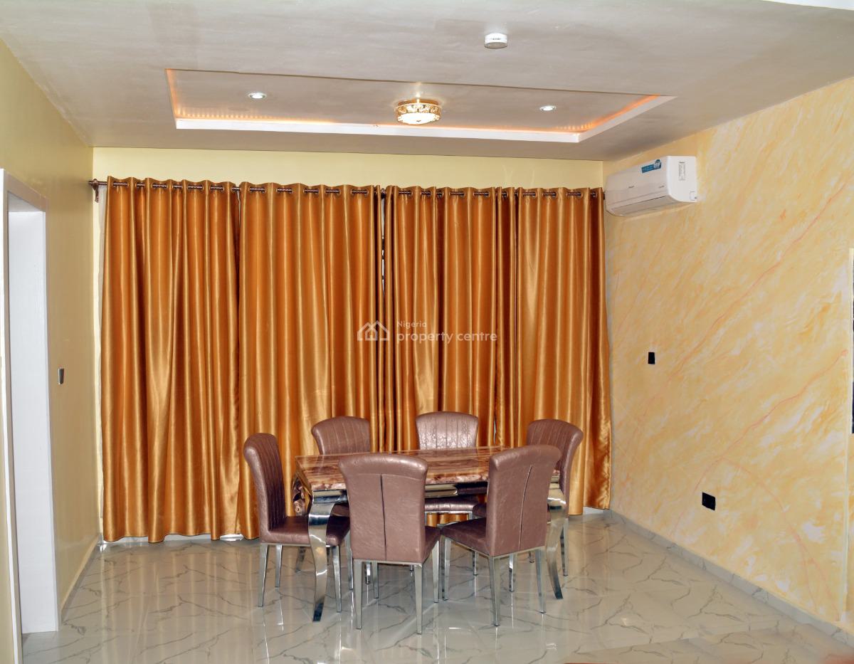 2 Bedroom Apartment, Gbemisola Street, Close to Kalakuta Republic, Ikeja, Lagos, Flat / Apartment Short Let