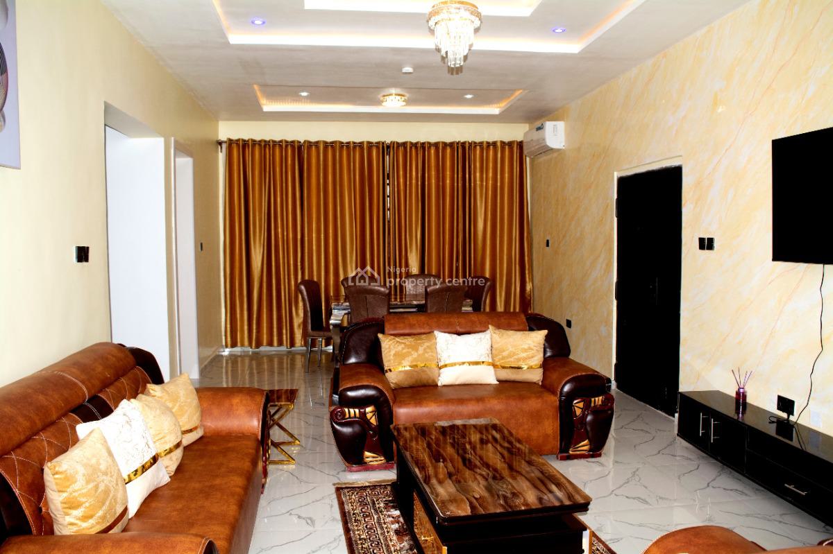 2 Bedroom Apartment, Gbemisola Street, Close to Kalakuta Republic, Ikeja, Lagos, Flat / Apartment Short Let