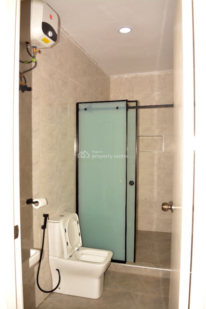 2 Bedroom Apartment, Gbemisola Street, Close to Kalakuta Republic, Ikeja, Lagos, Flat / Apartment Short Let