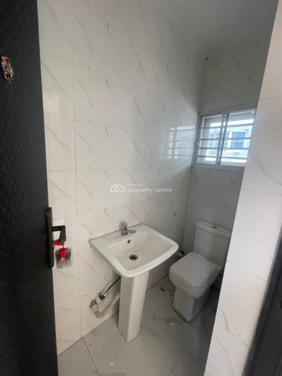 Nicely Built 3 Bedroom Bungalow, Aerodrome Gra, Samonda, Ibadan, Oyo, Detached Bungalow for Rent