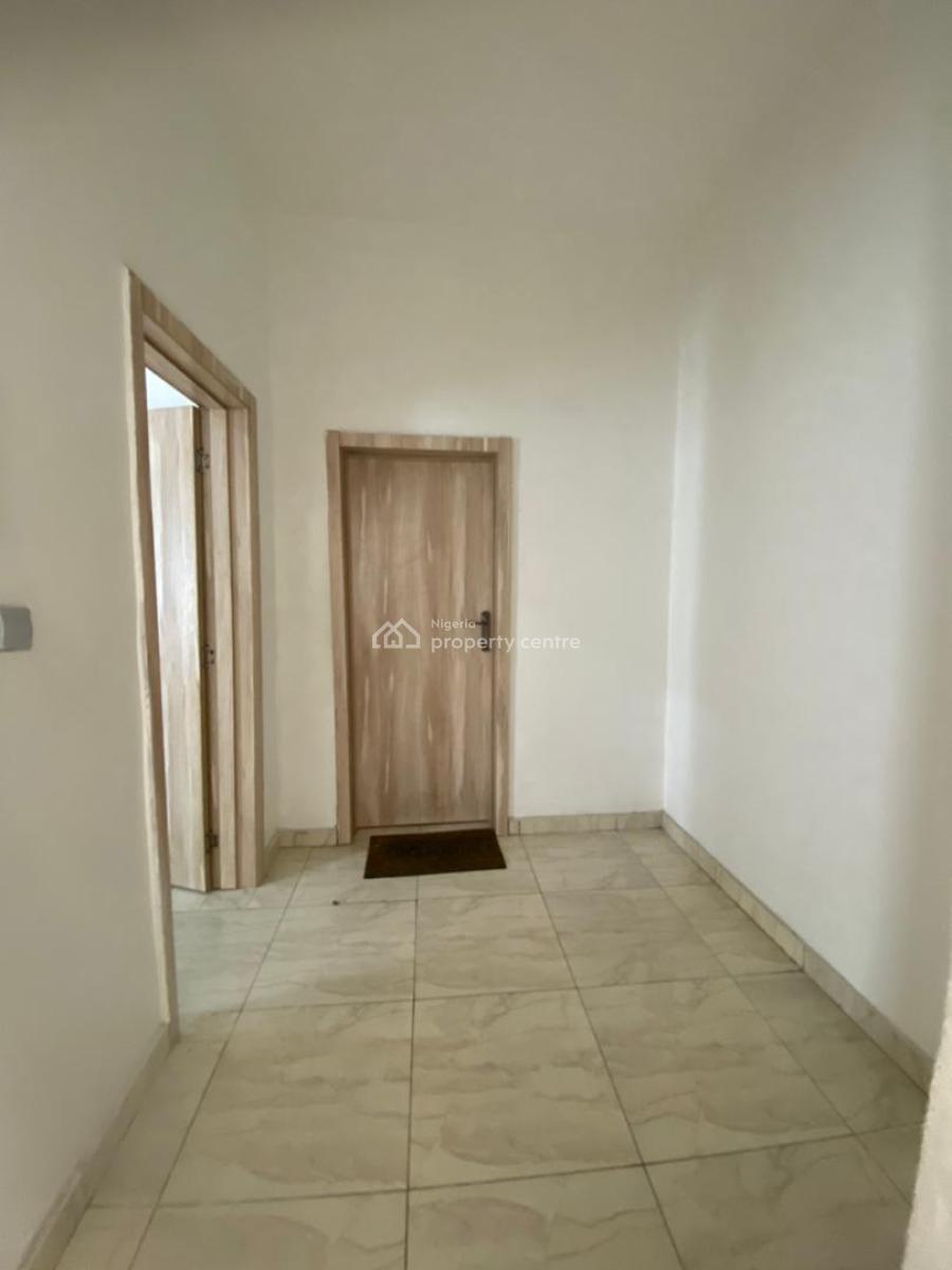 Spacious Semi Masters Bedroom, Orchid Road Before The Roundabout, Lekki, Lagos, Flat / Apartment for Rent