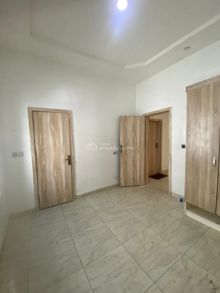 Spacious Semi Masters Bedroom, Orchid Road Before The Roundabout, Lekki, Lagos, Flat / Apartment for Rent