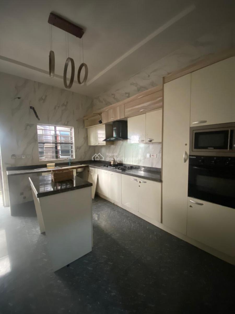 Spacious Semi Masters Bedroom, Orchid Road Before The Roundabout, Lekki, Lagos, Flat / Apartment for Rent