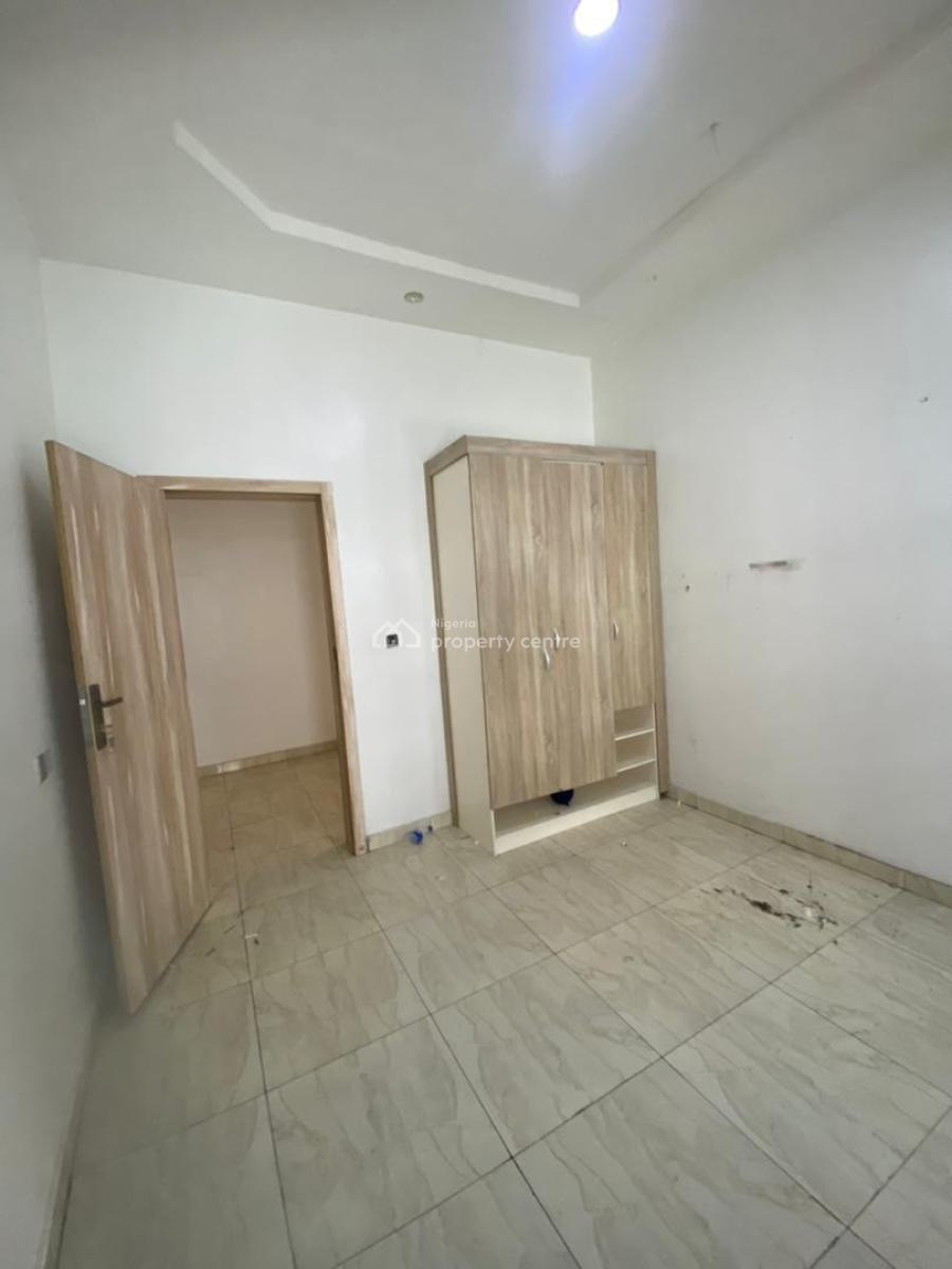 Spacious Semi Masters Bedroom, Orchid Road Before The Roundabout, Lekki, Lagos, Flat / Apartment for Rent