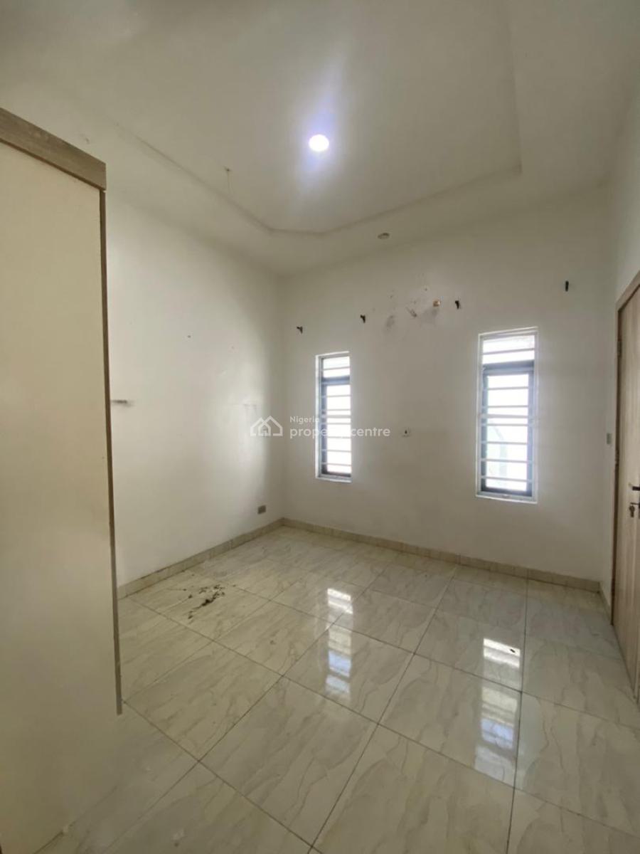 Spacious Semi Masters Bedroom, Orchid Road Before The Roundabout, Lekki, Lagos, Flat / Apartment for Rent