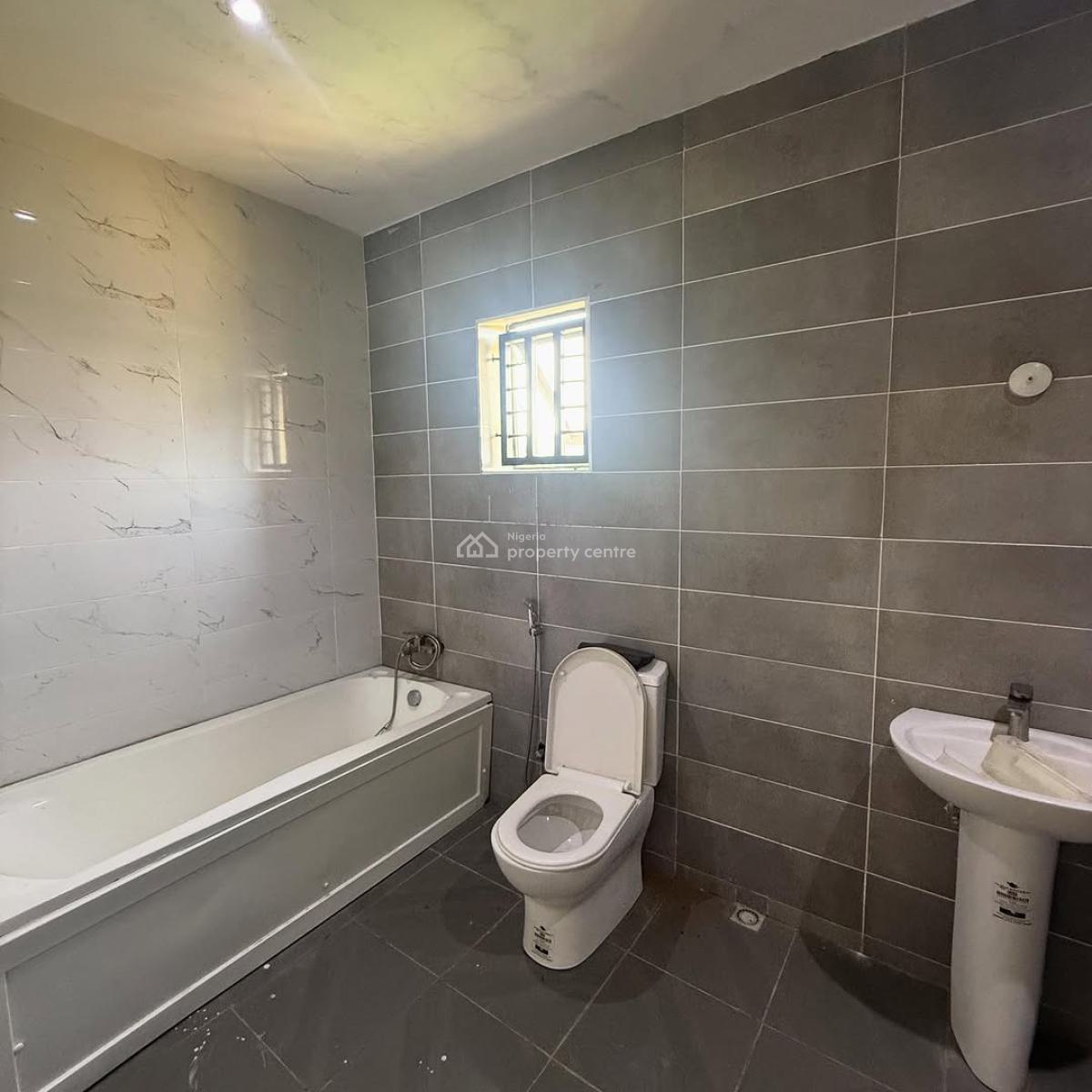 Elegant 4 Bedroom Terrace Duplex + 1 Room Bq, Jabi, Abuja, Terraced Duplex for Sale