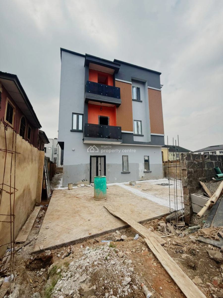 Lovely 6 Bedroom Fully Detached Duplex with Bq., Gra Phase 1, Magodo, Lagos, Detached Duplex for Sale