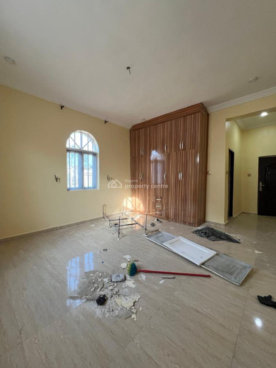 Luxury 3 Bedrooms Spacious Apartment, En-suite, Life Camp, Abuja, Flat / Apartment for Rent