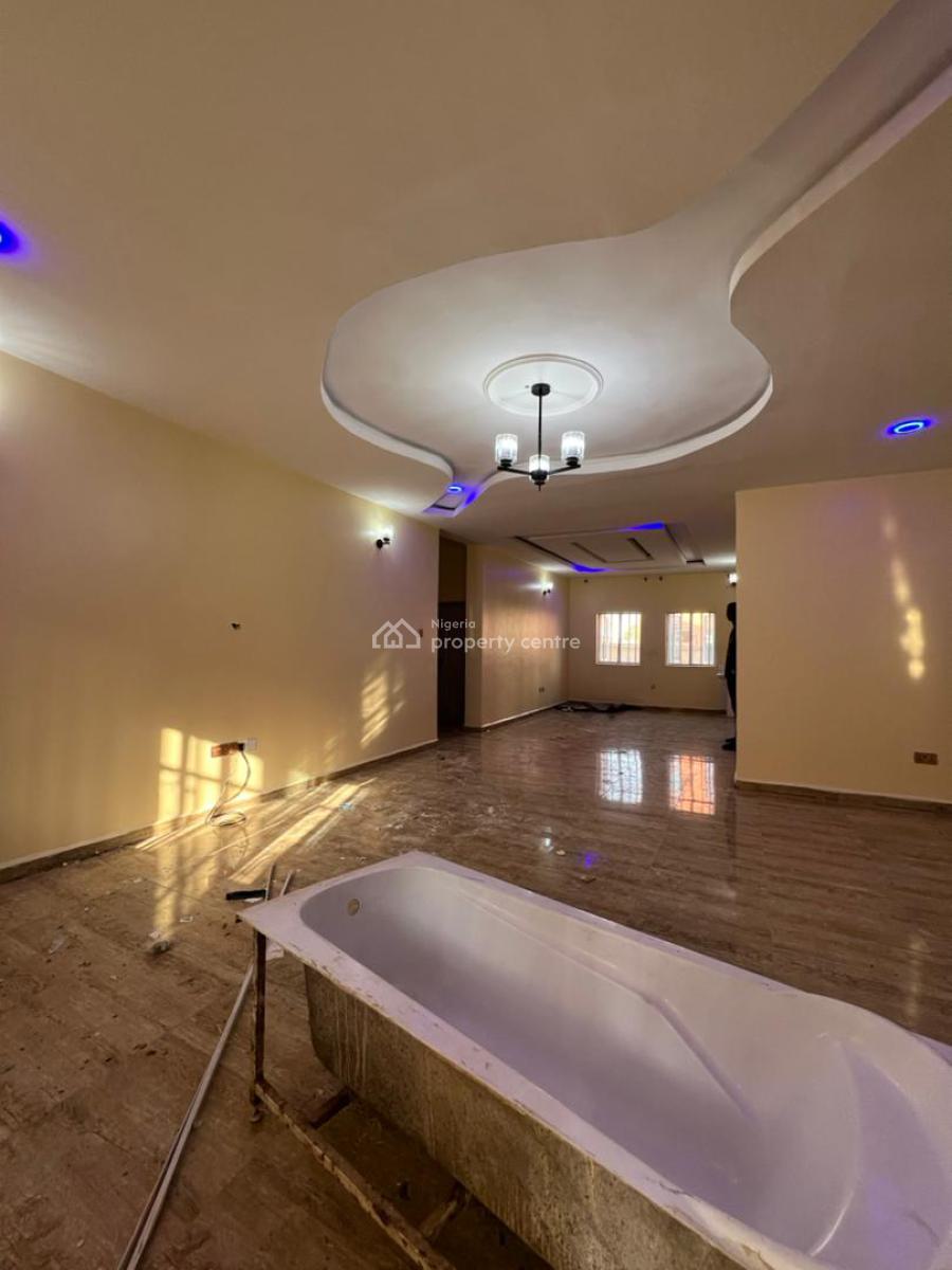 Luxury 3 Bedrooms Spacious Apartment, En-suite, Life Camp, Abuja, Flat / Apartment for Rent