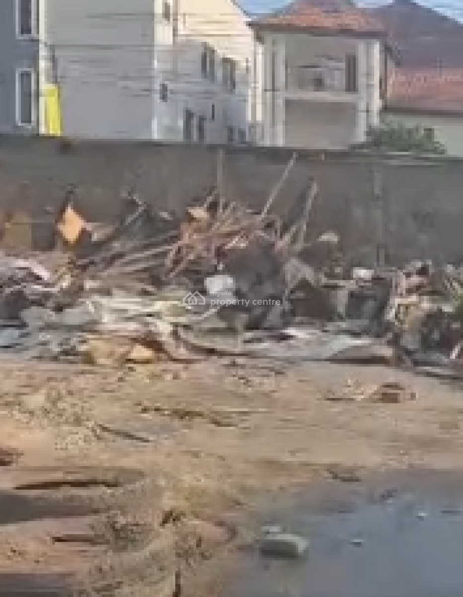 Strategically Located 1000 Sqm  Mixed Development Land, Lekki Phase 1, Lekki, Lagos, Mixed-use Land for Sale