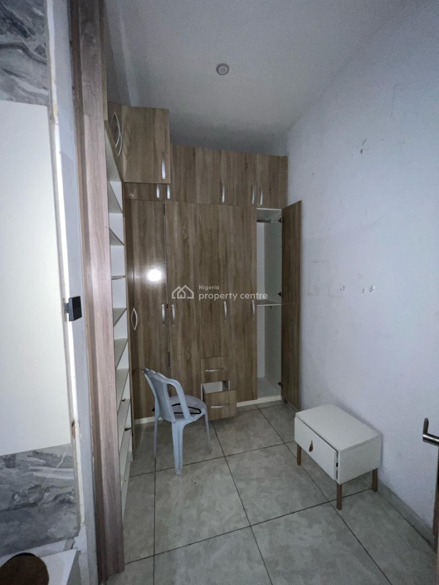 4 Bedroom Terrace Duplex, Before The Roundabout Inside an Estate, Lekki, Lagos, Terraced Duplex for Rent