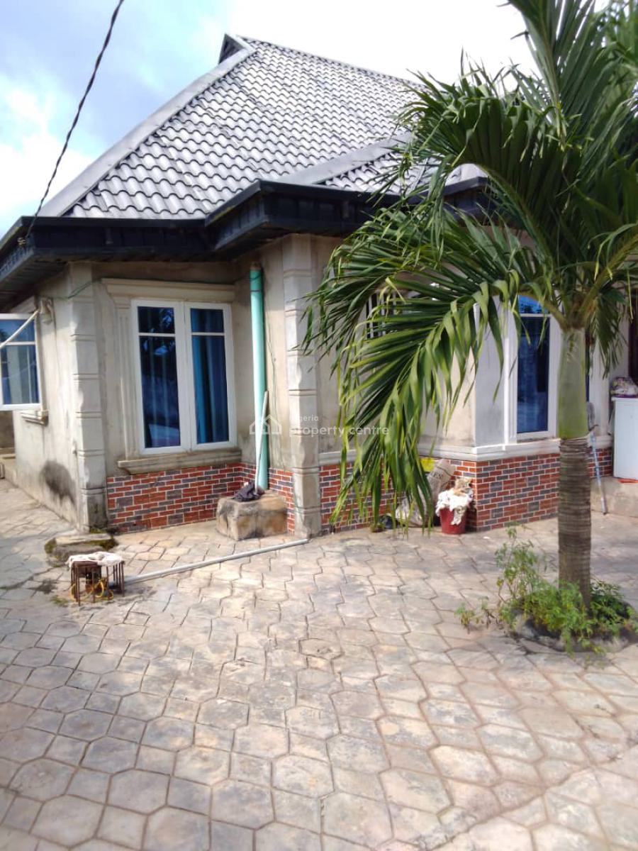 4 Bedroom Bungalow ,converted to 2 Bedroom Flat & 2 Units of Self Contain, Sango Ota, Ogun, Flat / Apartment for Sale