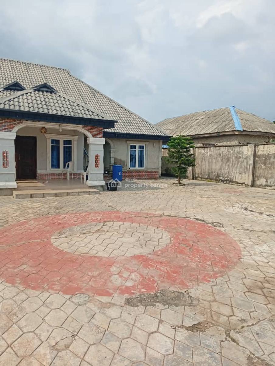4 Bedroom Bungalow ,converted to 2 Bedroom Flat & 2 Units of Self Contain, Sango Ota, Ogun, Flat / Apartment for Sale