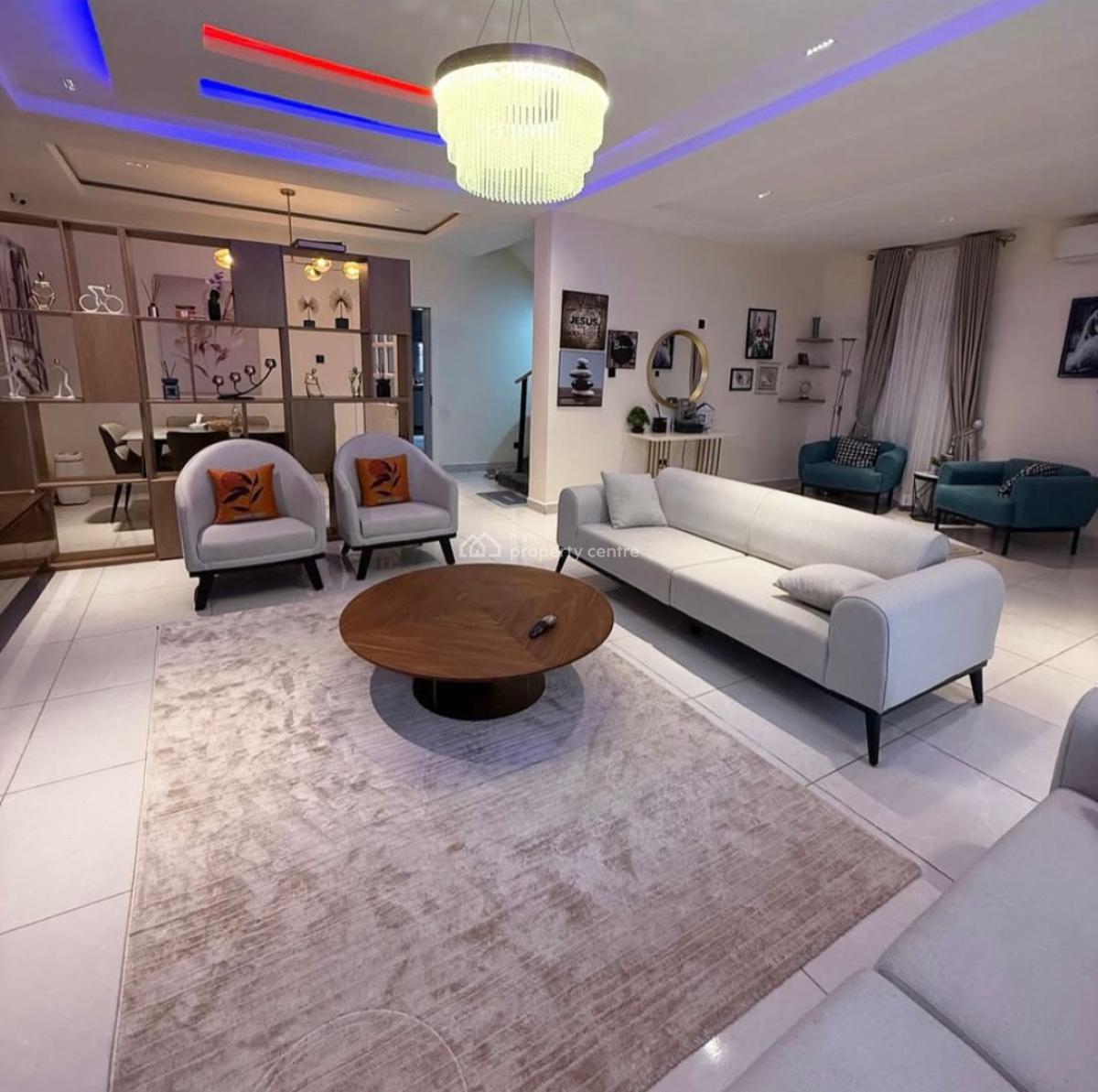 Furnished 4 Bedrooms Terrace Duplex with a Room Boys Quarters, Guzape District, Abuja, House for Sale