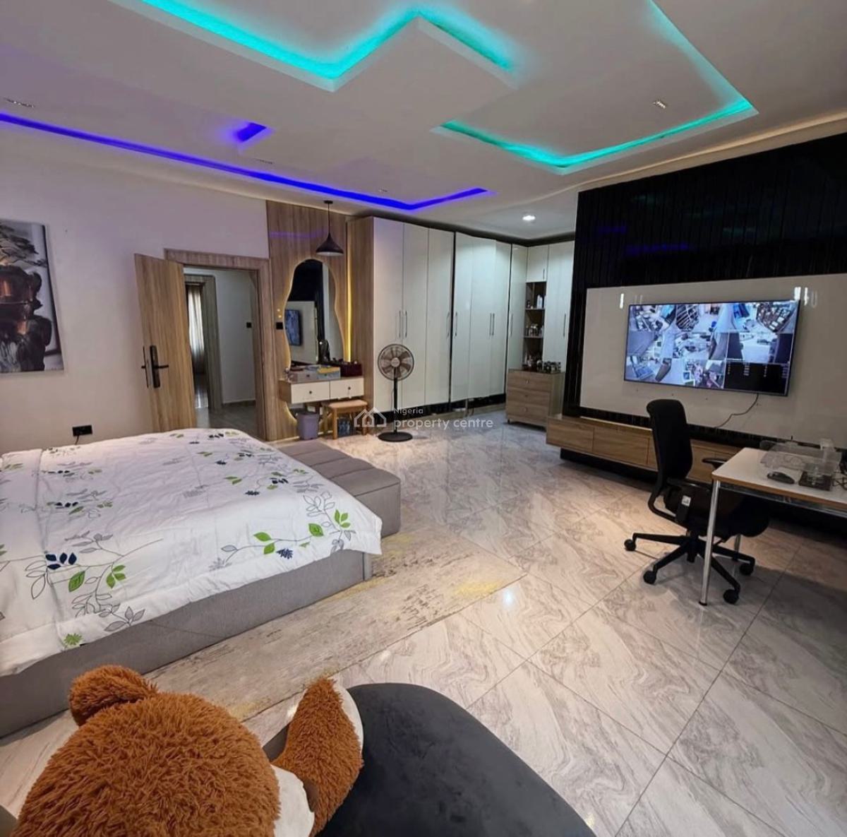 Furnished 4 Bedrooms Terrace Duplex with a Room Boys Quarters, Guzape District, Abuja, House for Sale