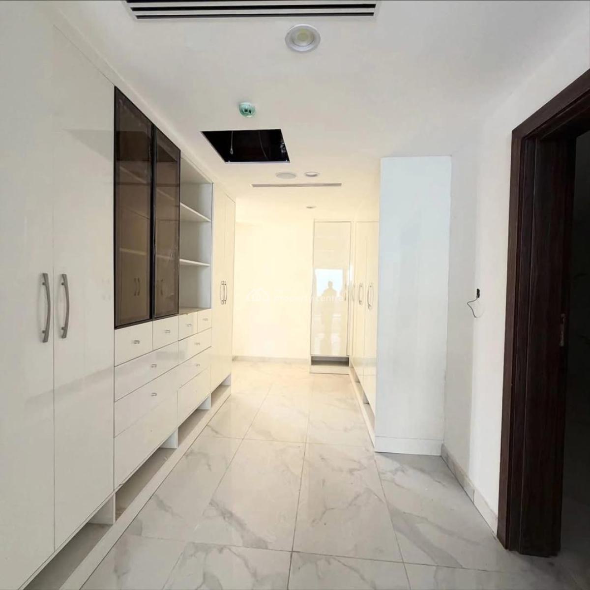 Newly Built 6bedrooms Fully Detached Duplex with a Maids Room, Guzape District, Abuja, Detached Duplex for Sale