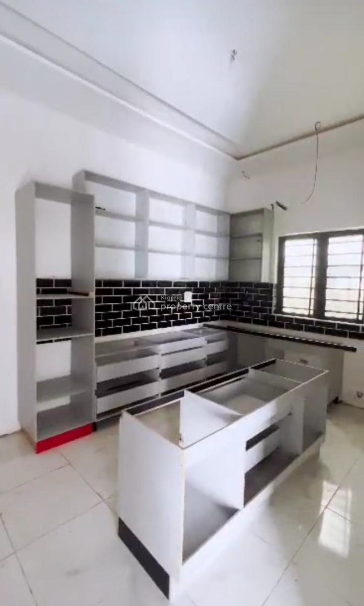 5 Bedroom with Swimming Pool, Spa Road, Ikate, Lekki, Lagos, Detached Duplex for Sale